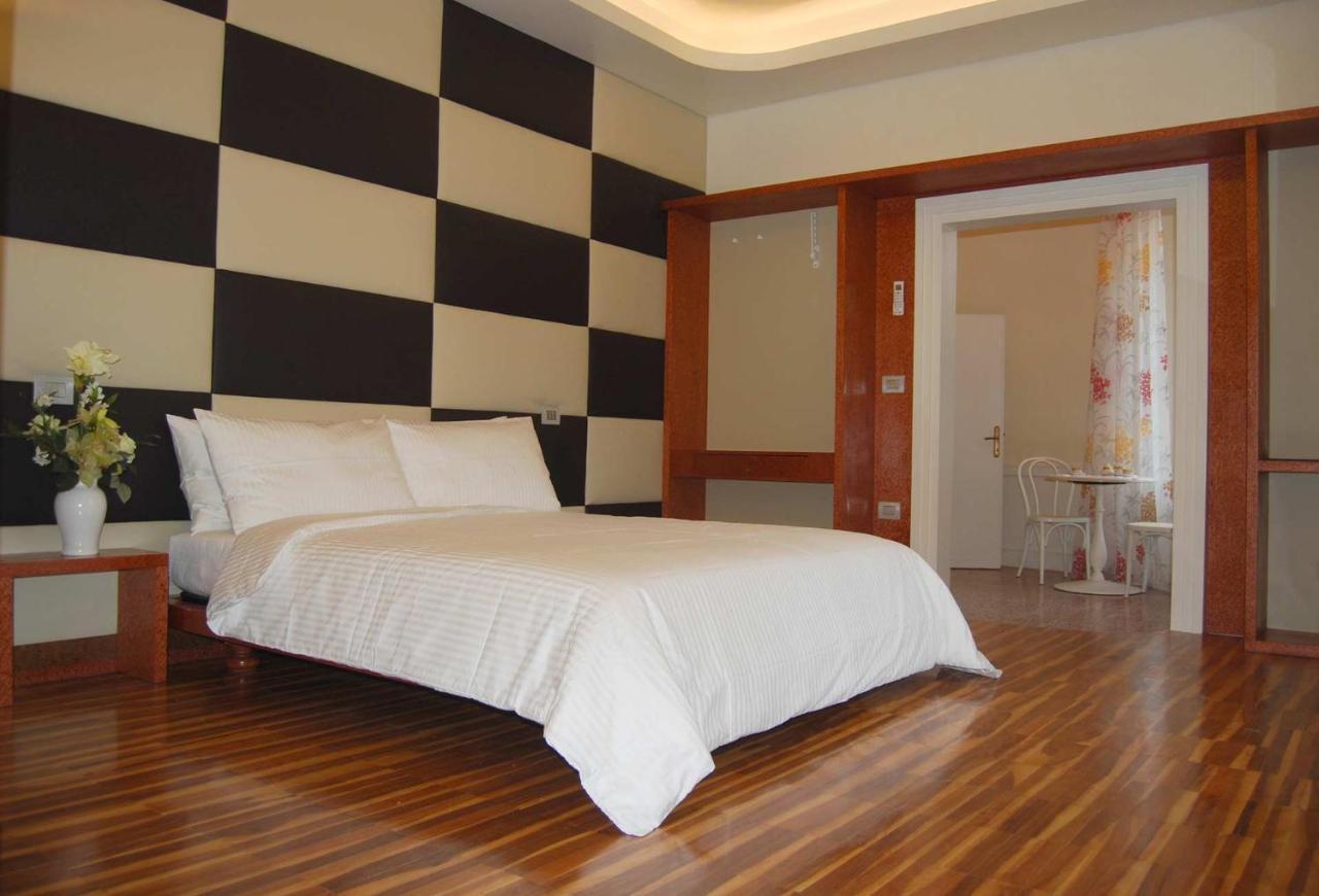 B&B Romeo Santarcangelo di Romagna Bagian luar foto